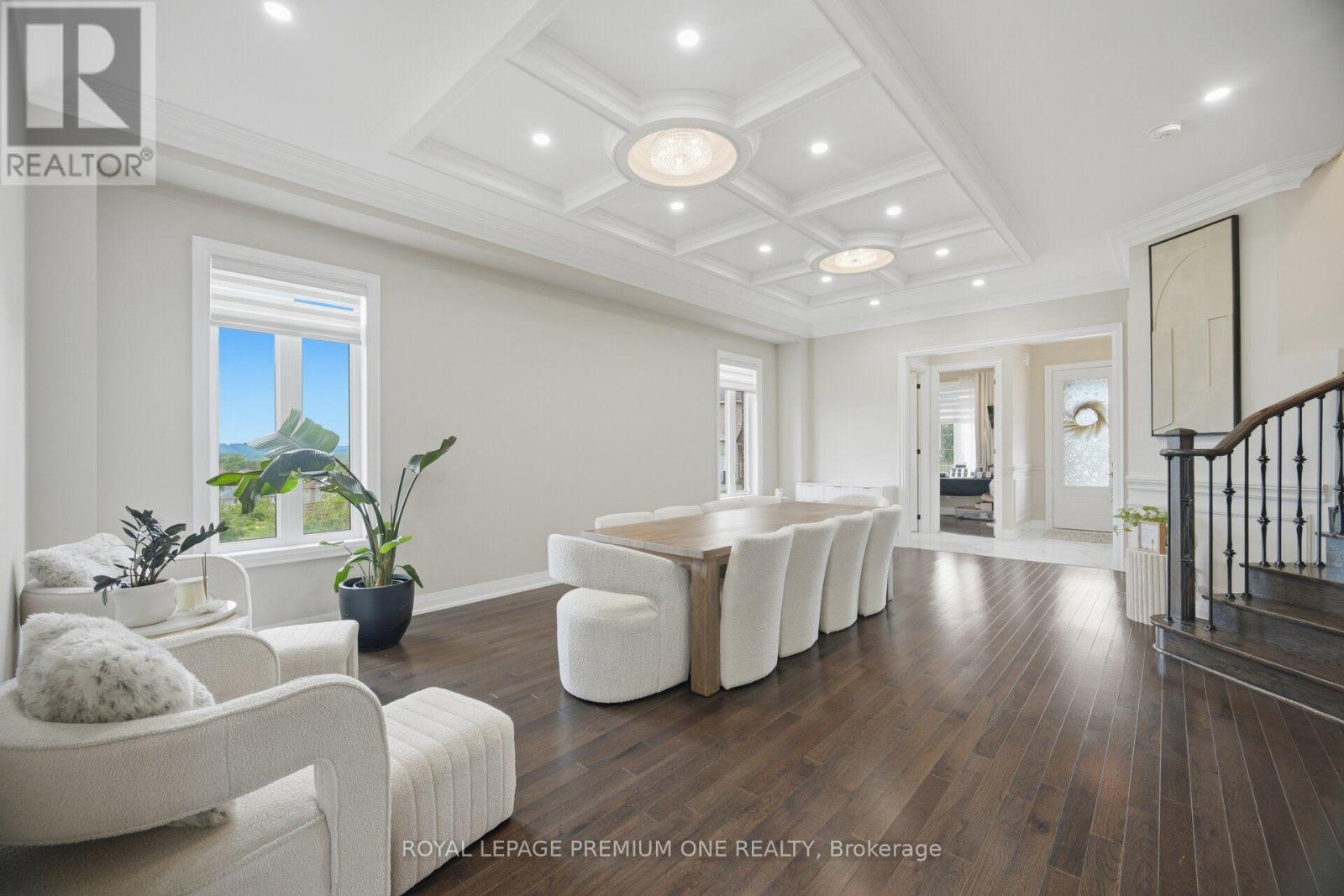 163 MUIRFIELD DRIVE - 4