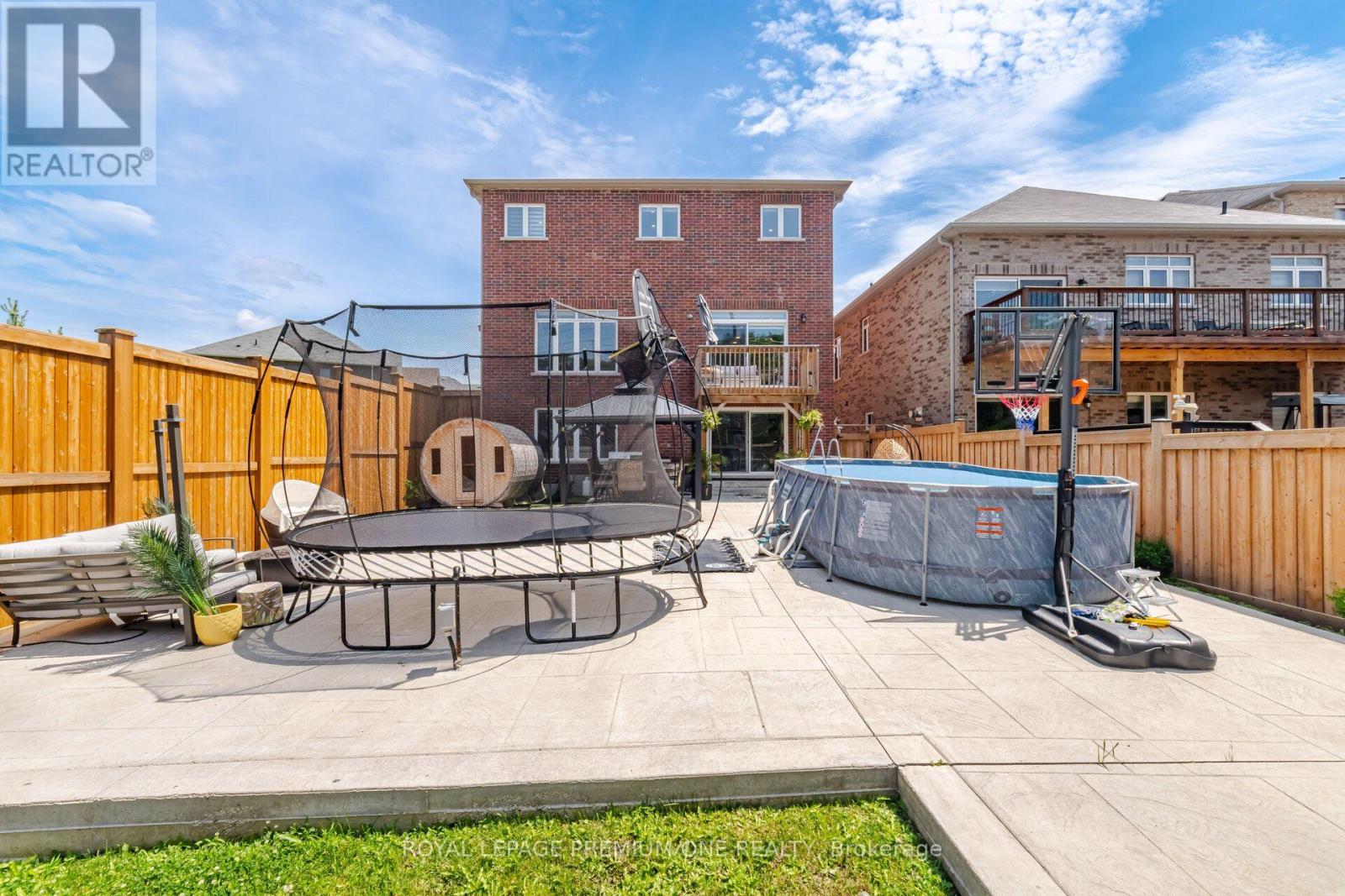 163 MUIRFIELD DRIVE - 50