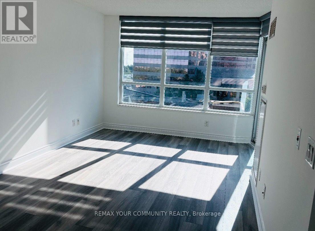 #622 25 GREENVIEW AVENUE - Image 8