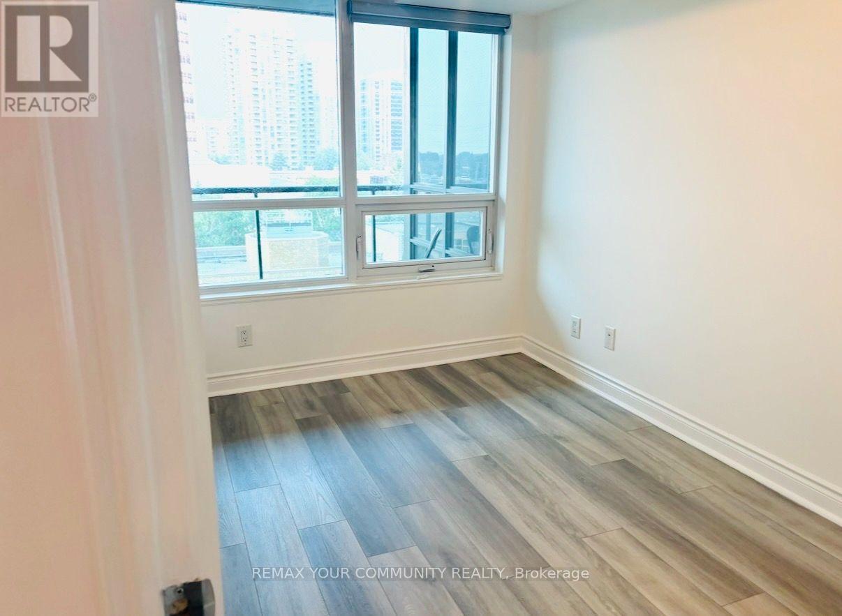 #622 25 GREENVIEW AVENUE - Image 11