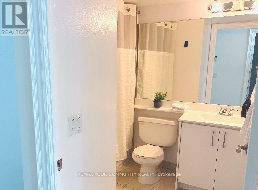 #622 25 GREENVIEW AVENUE - Image 5