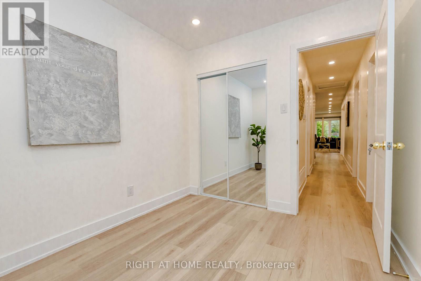 7650 PRIORY CRESCENT - 26