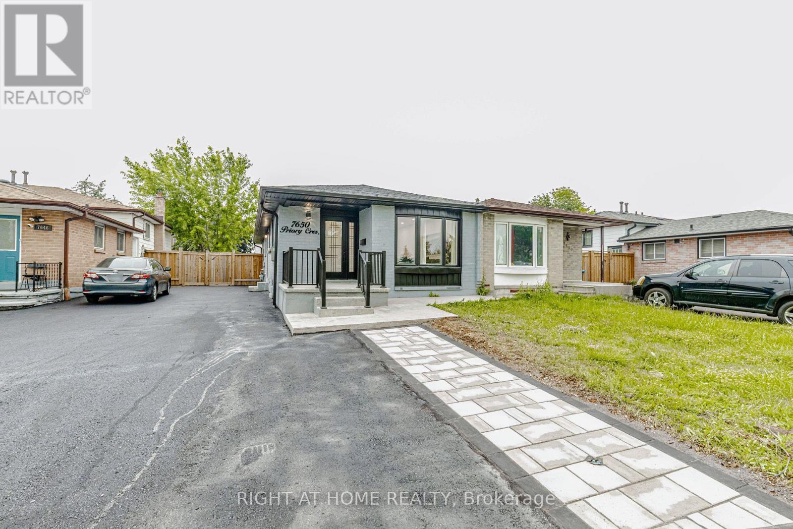 7650 PRIORY CRESCENT - 4