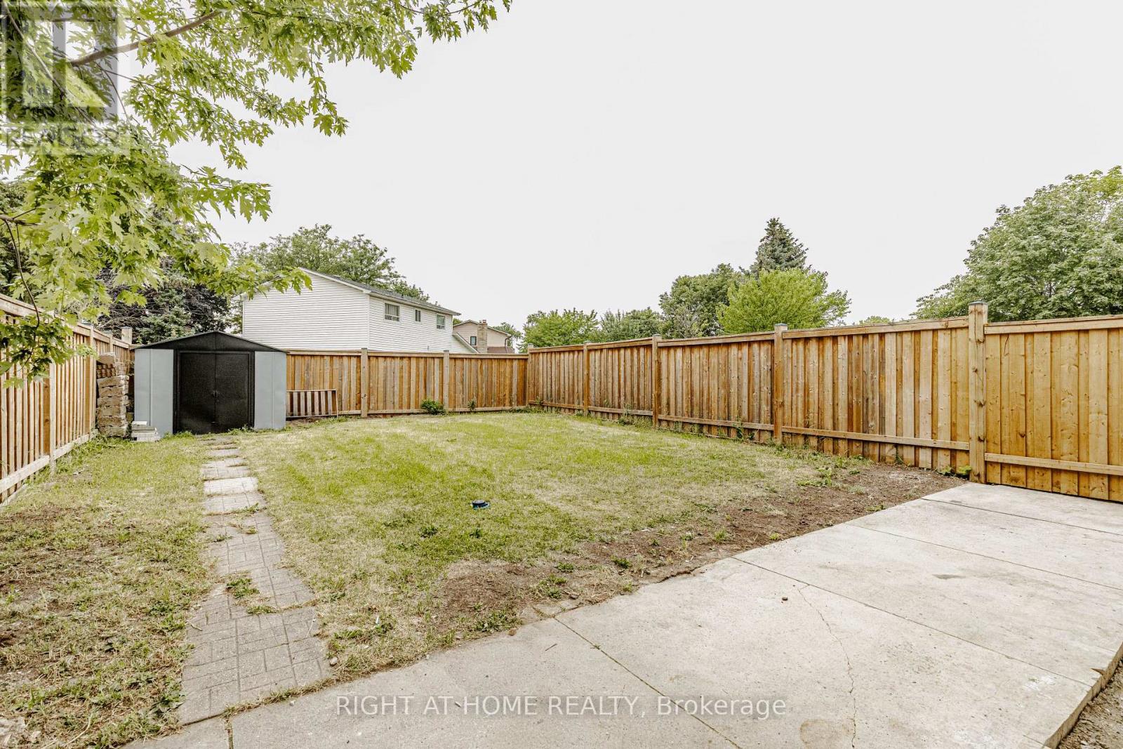 7650 PRIORY CRESCENT - 50
