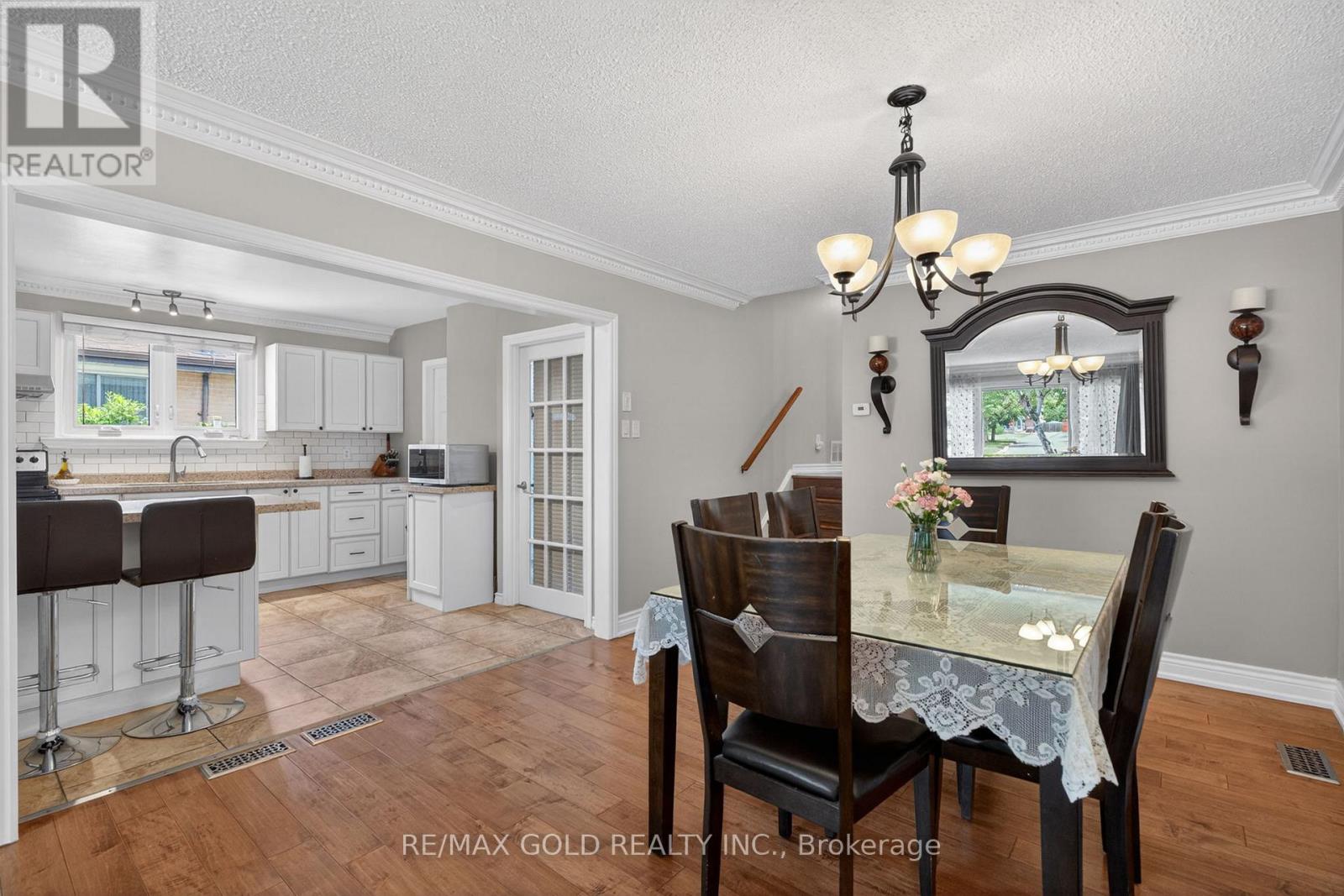 36 BELMONT DRIVE - 13