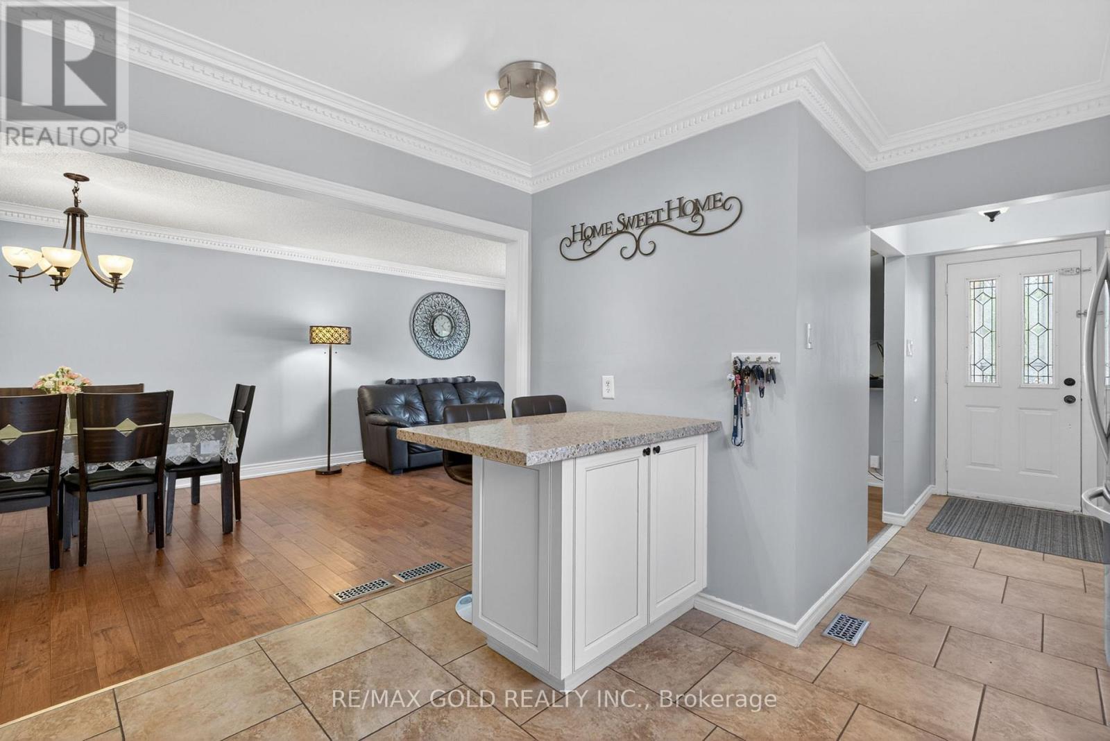 36 BELMONT DRIVE - 15