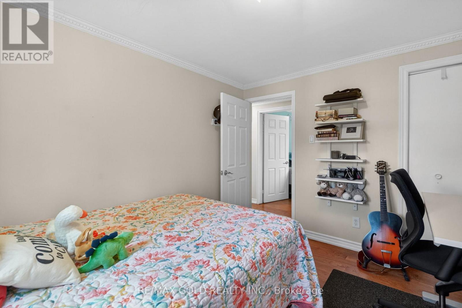 36 BELMONT DRIVE - 26