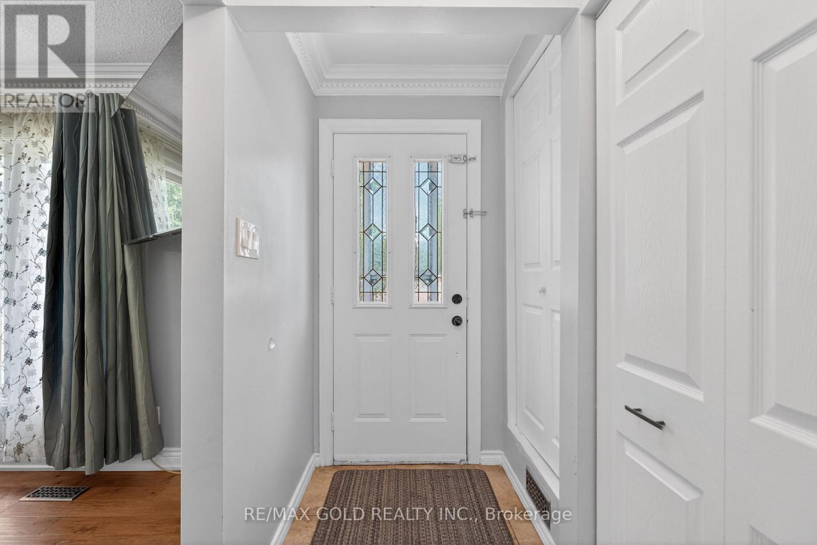 36 BELMONT DRIVE - 4