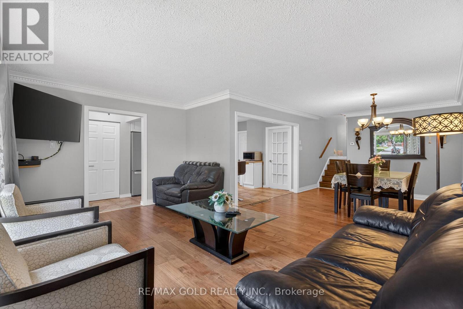36 BELMONT DRIVE - 9