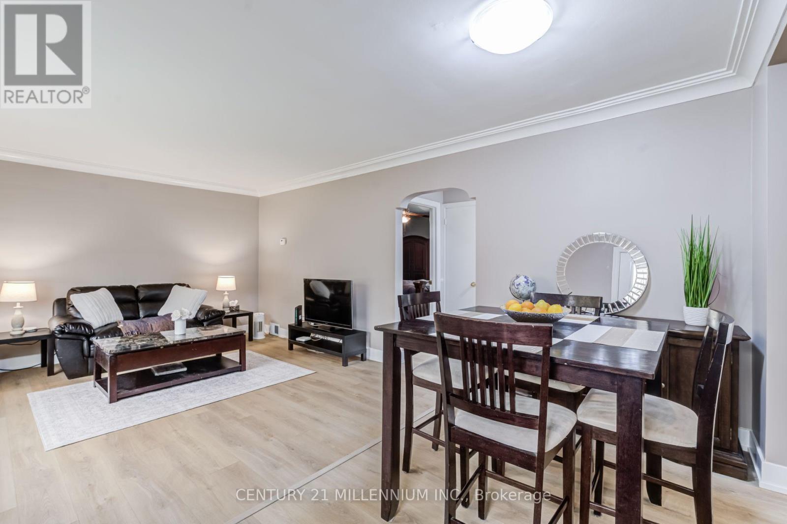 44 BYRON STREET - 4
