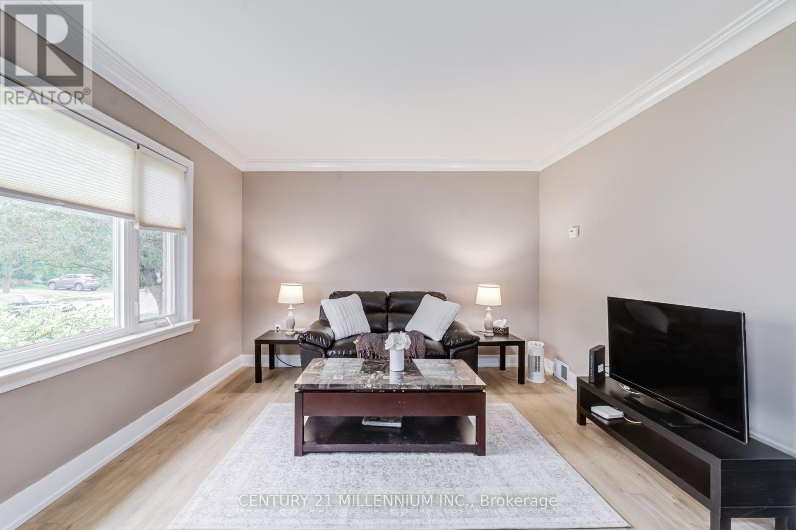 44 BYRON STREET - 5