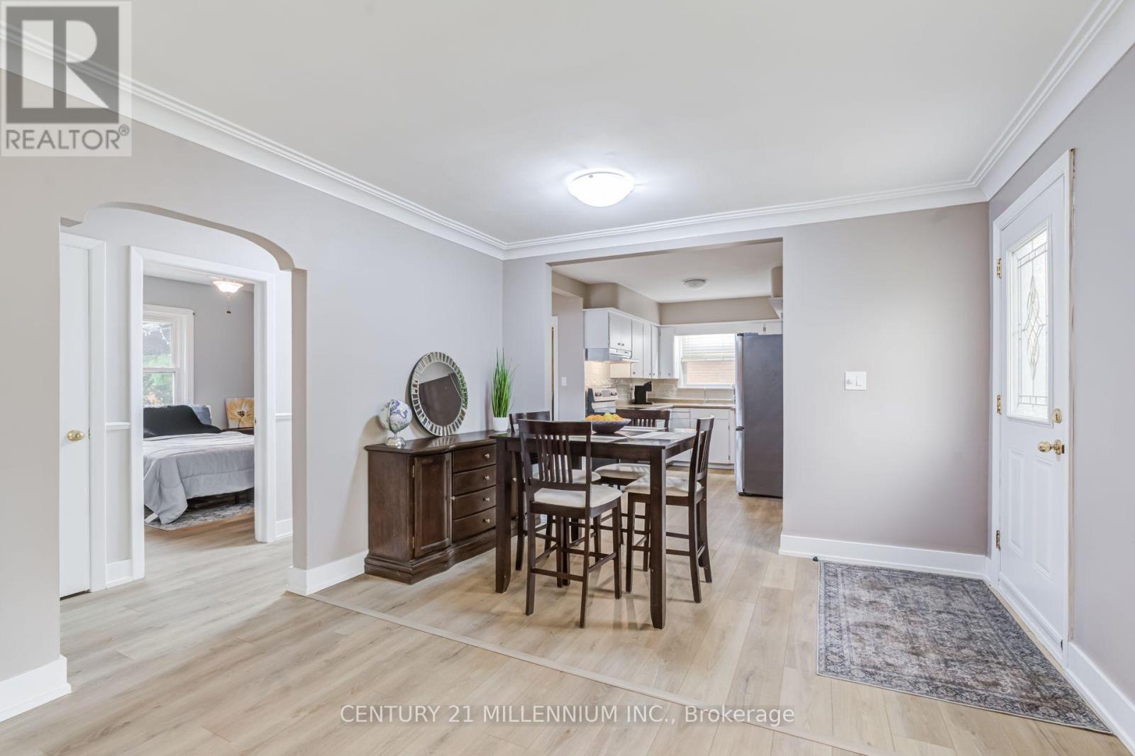 44 BYRON STREET - 6