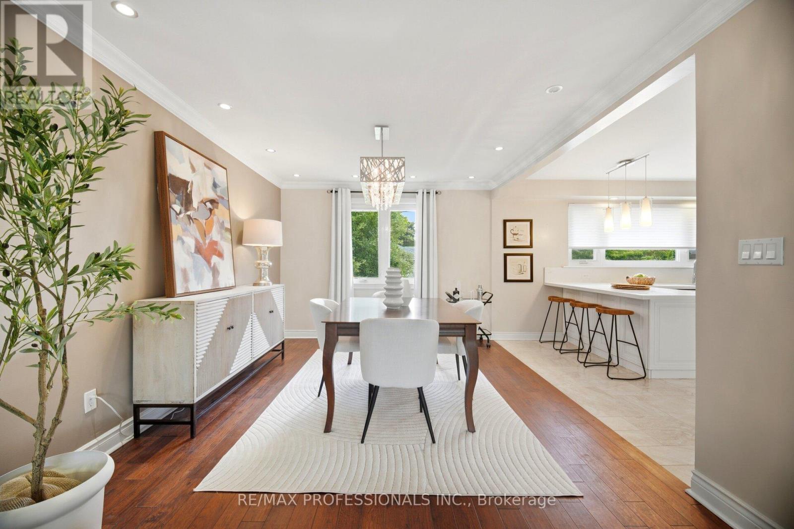 12 THICKET ROAD - 12