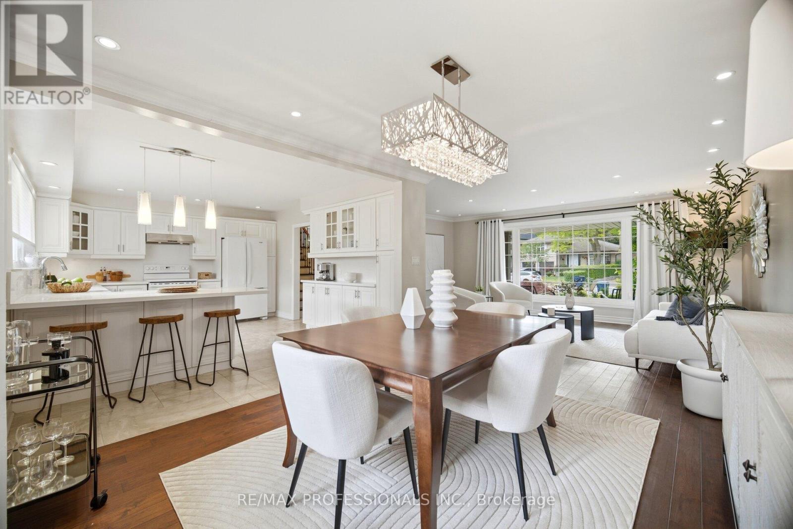 12 THICKET ROAD - 13