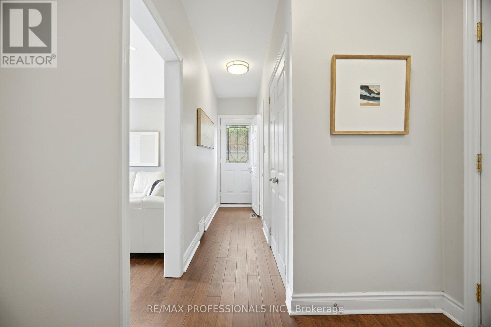 12 THICKET ROAD - 23