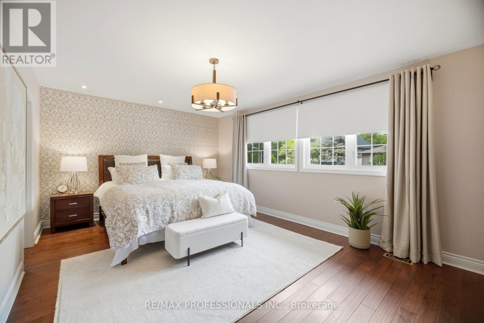 12 THICKET ROAD - 25