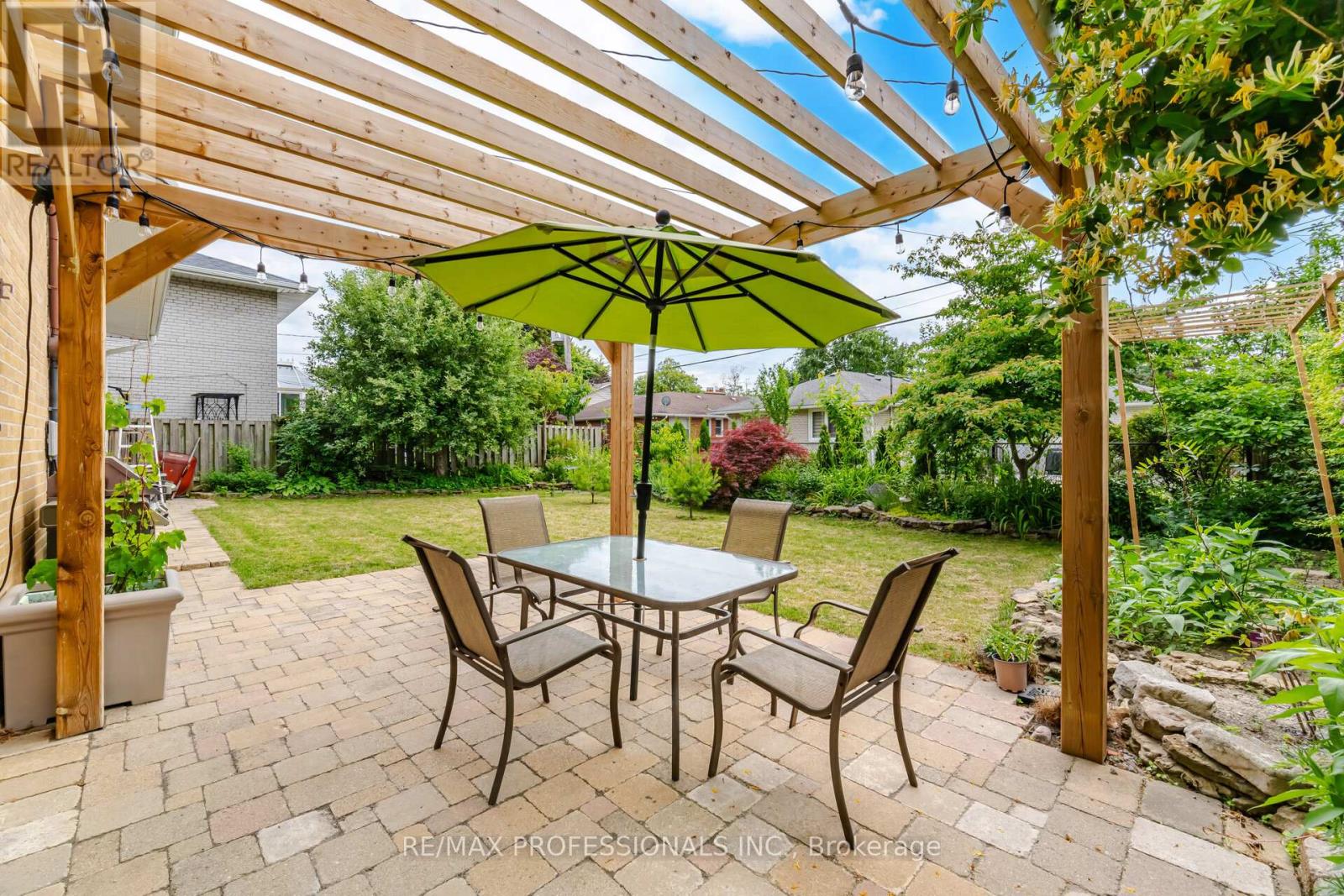 12 THICKET ROAD - 43
