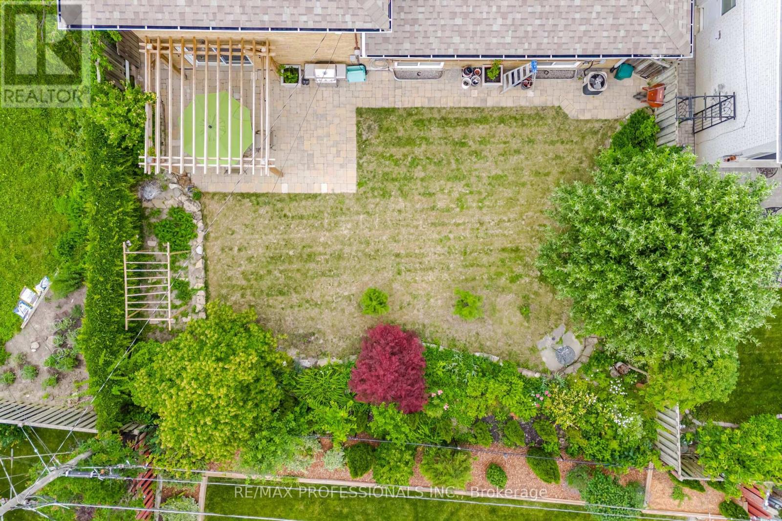 12 THICKET ROAD - 46