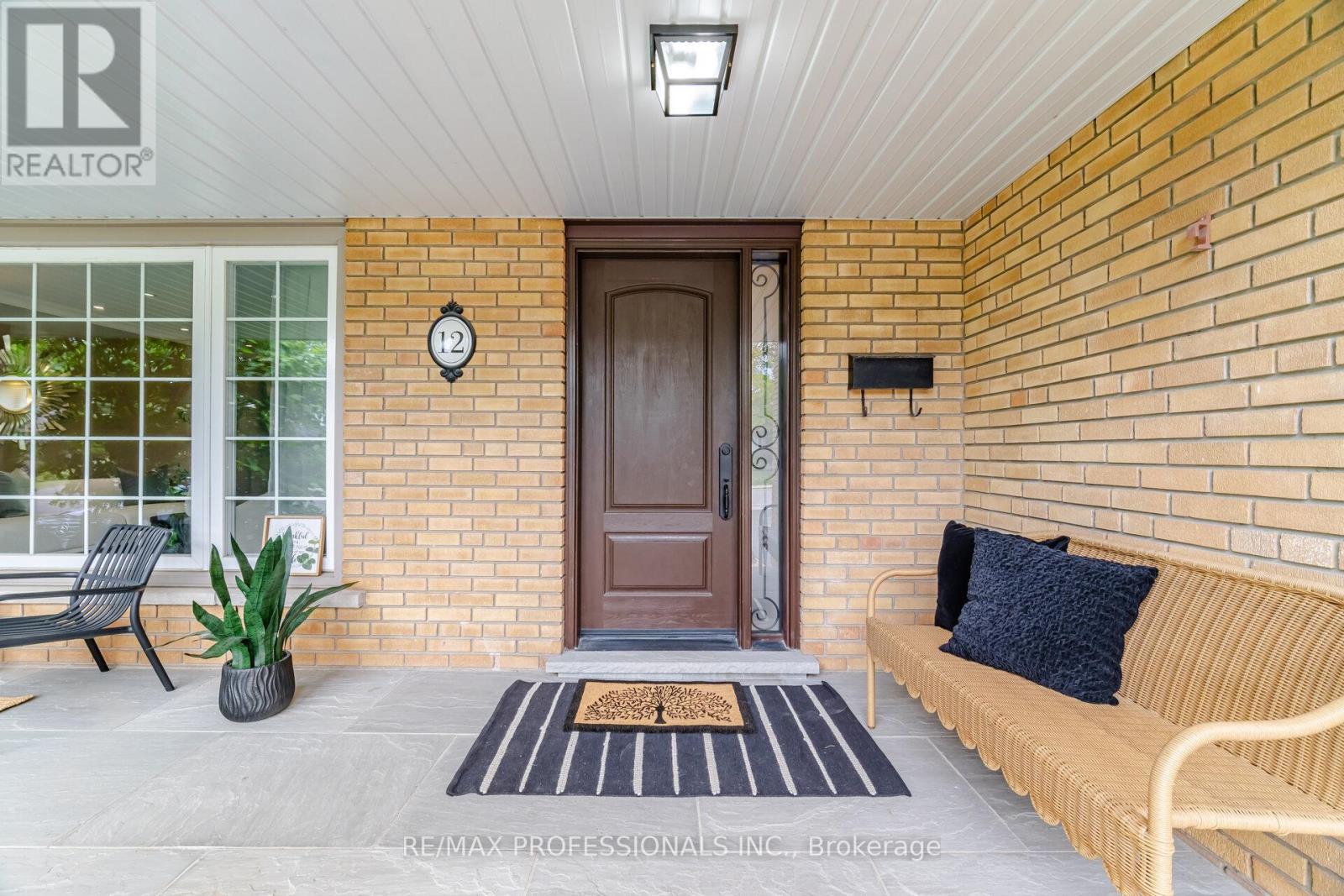 12 THICKET ROAD - 6