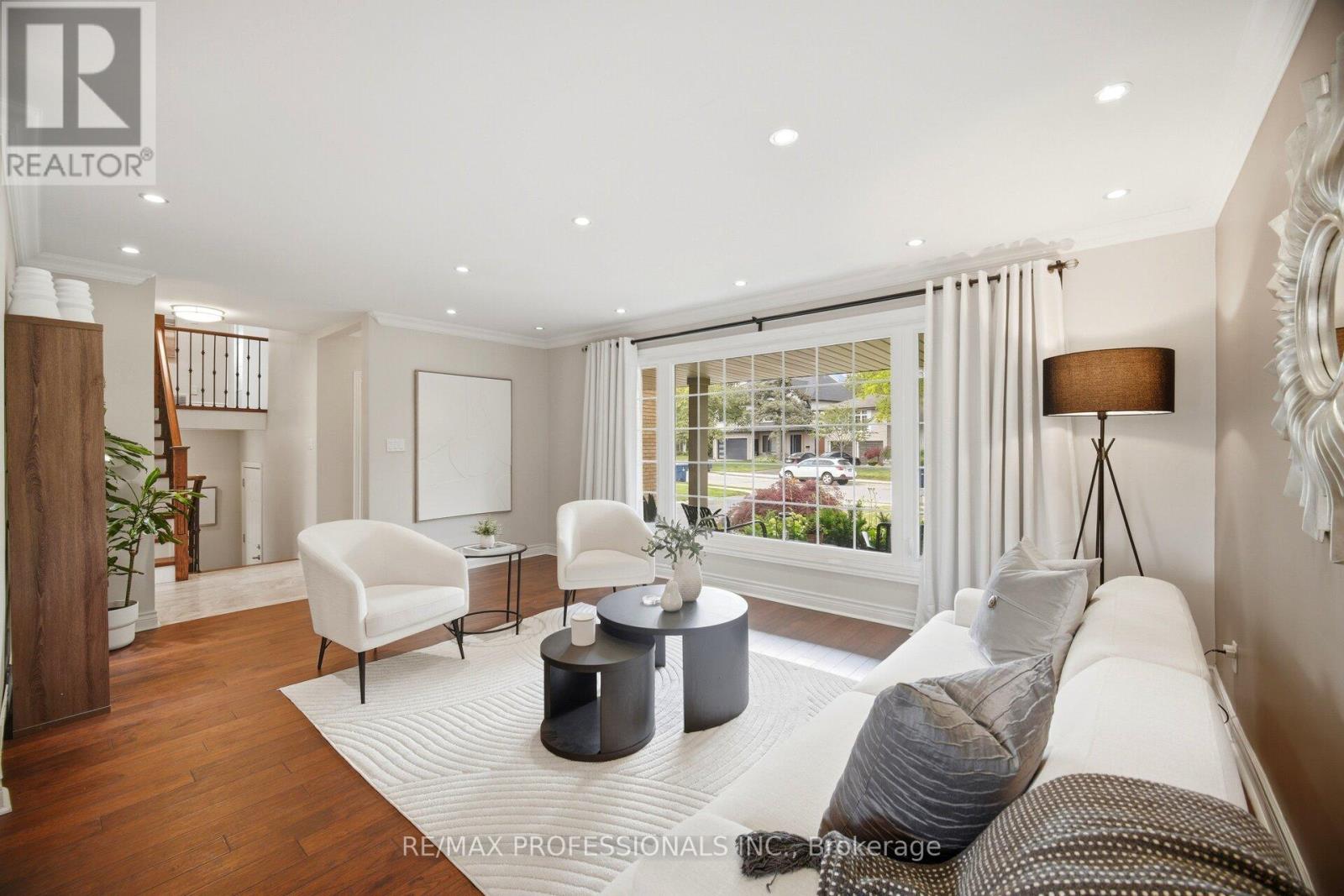 12 THICKET ROAD - 9