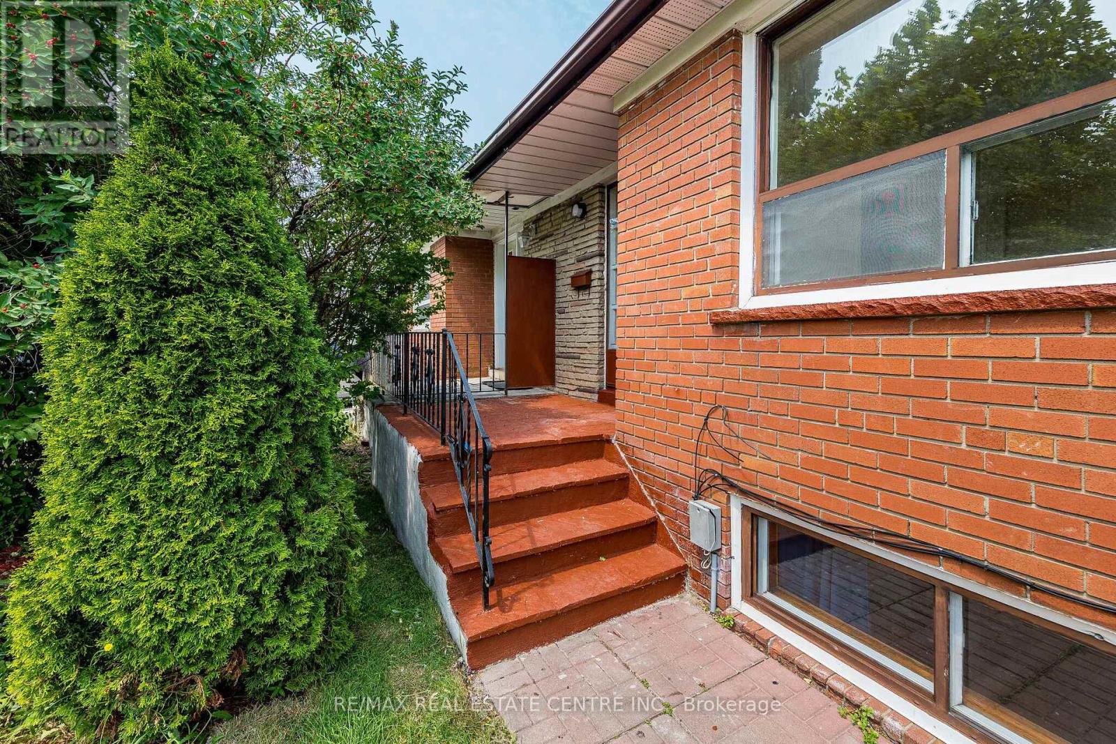7053 HARWICK DRIVE - 4