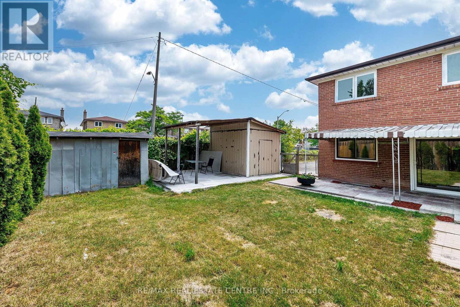 7053 HARWICK DRIVE - 47