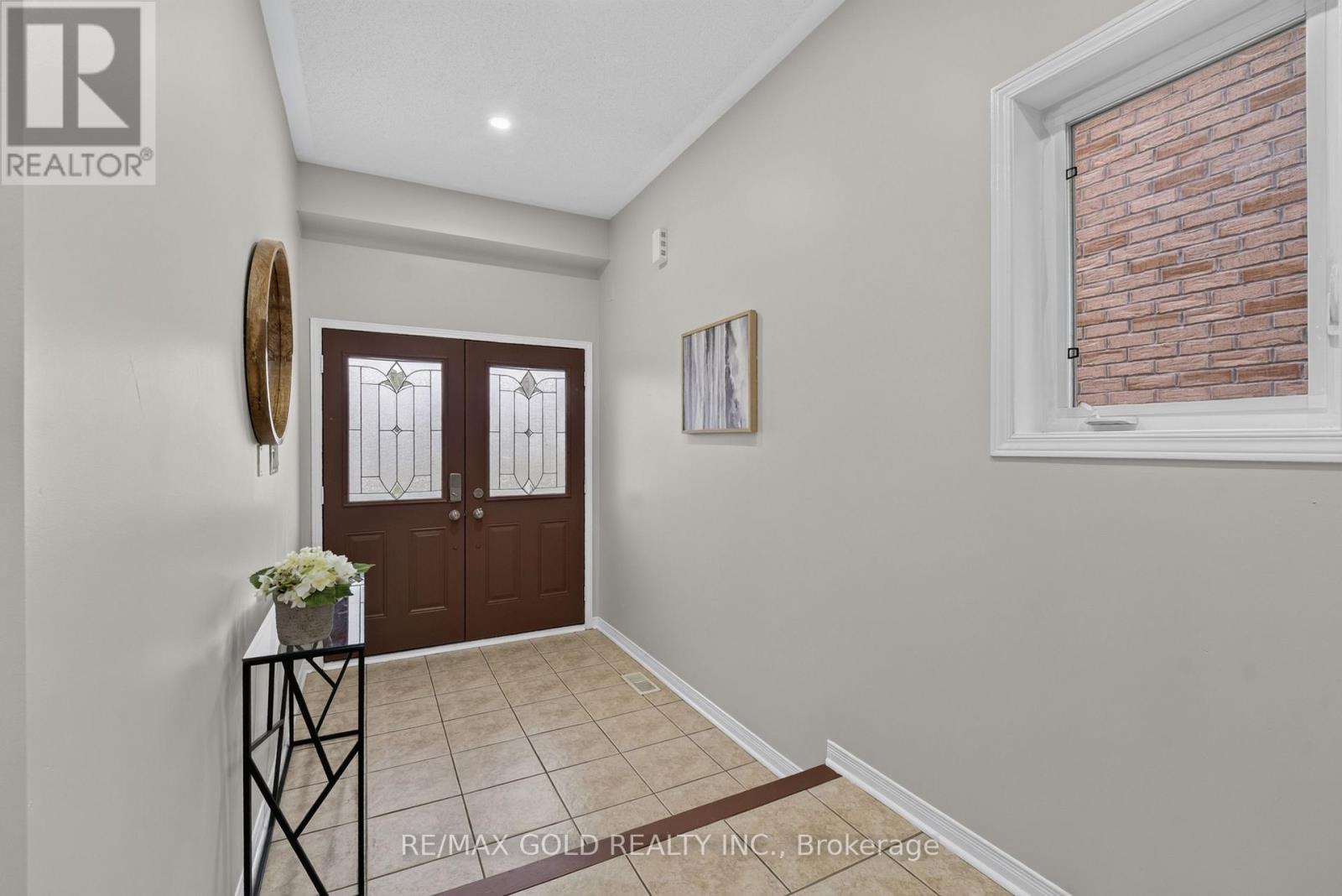 106 MEADOWLARK DR DRIVE - 2