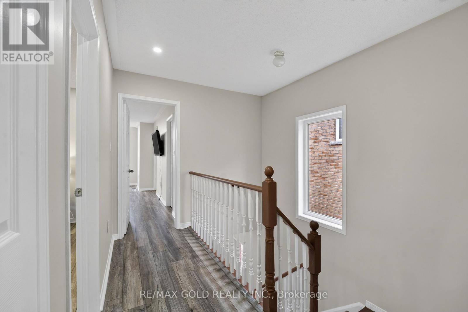 106 MEADOWLARK DR DRIVE - 28