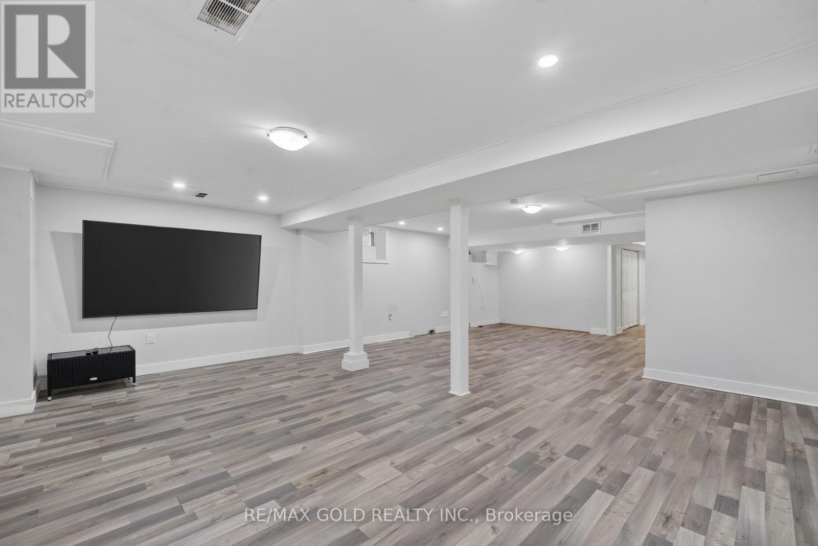 106 MEADOWLARK DR DRIVE - 34