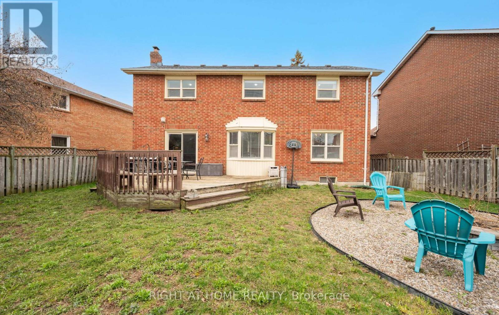 72 BRYDON CRESCENT - 33