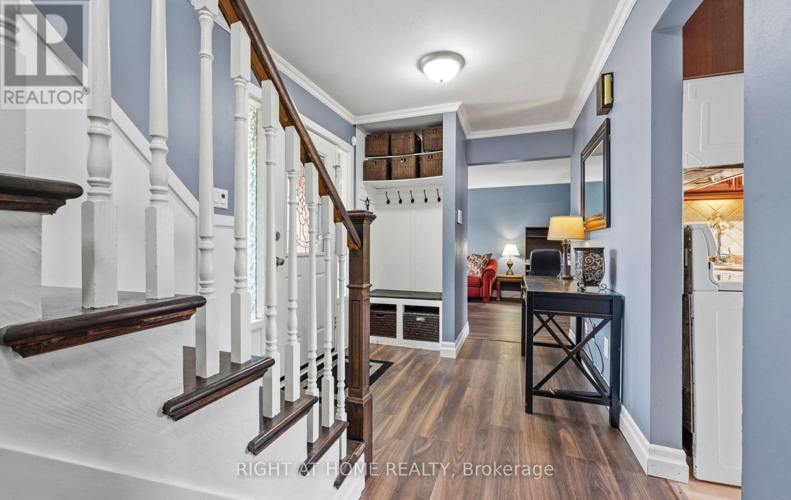 72 BRYDON CRESCENT - 8