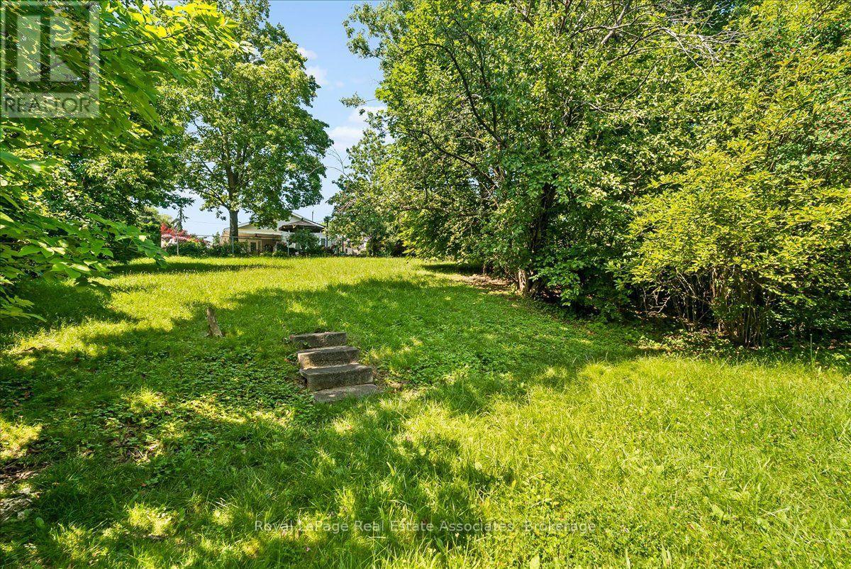 132 VISTA BOULEVARD - Image 22