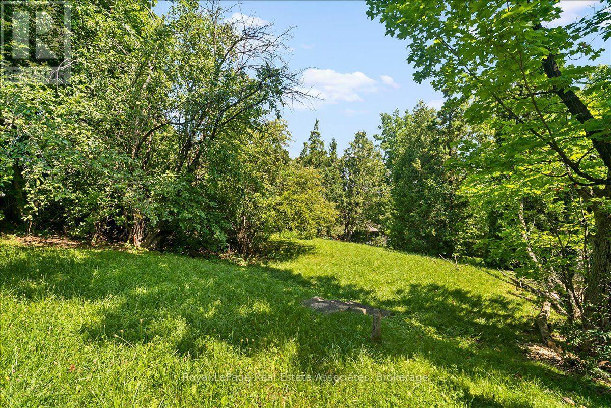 132 VISTA BOULEVARD - Image 24