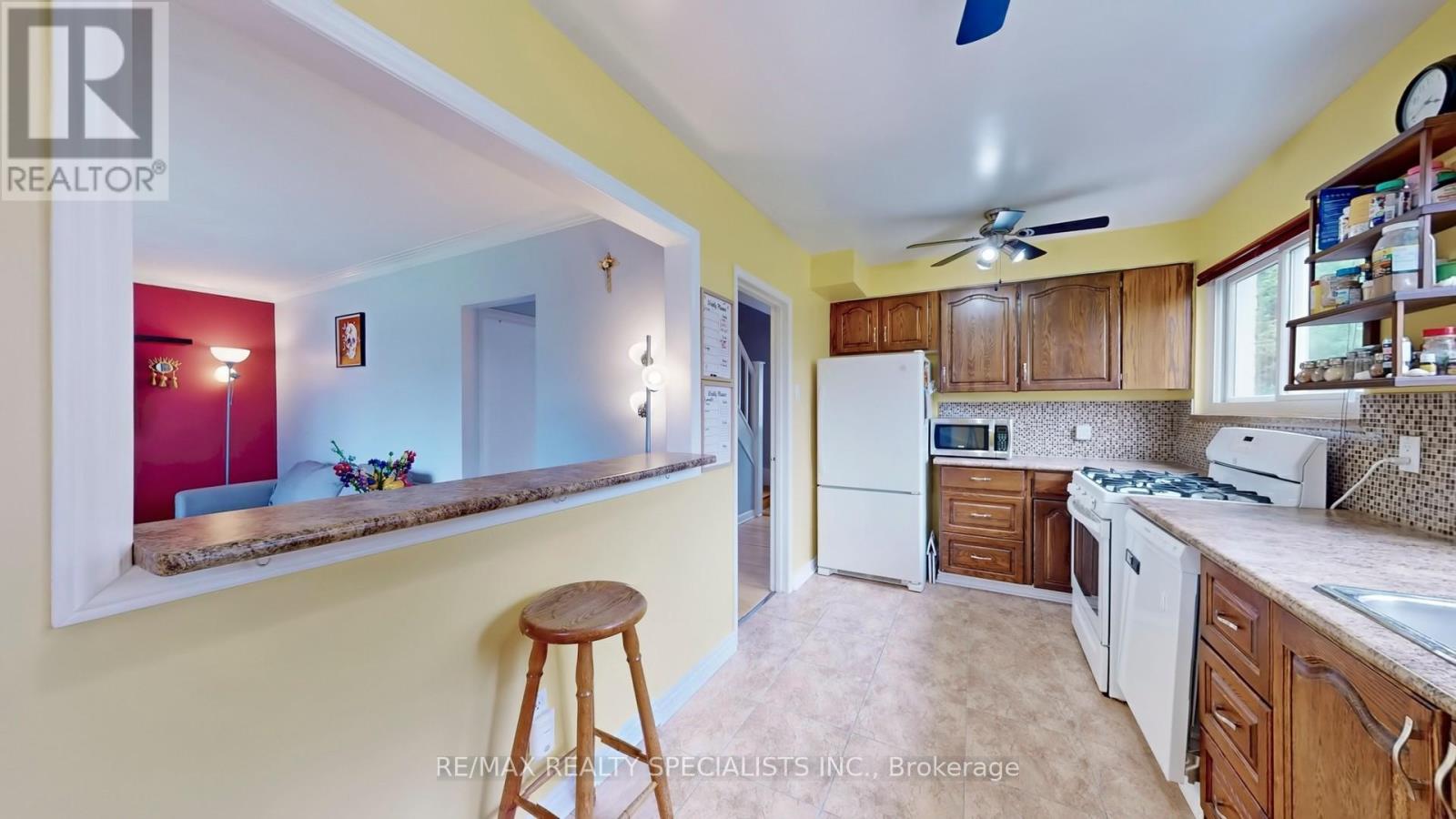 3392 SONJA ROAD - 8
