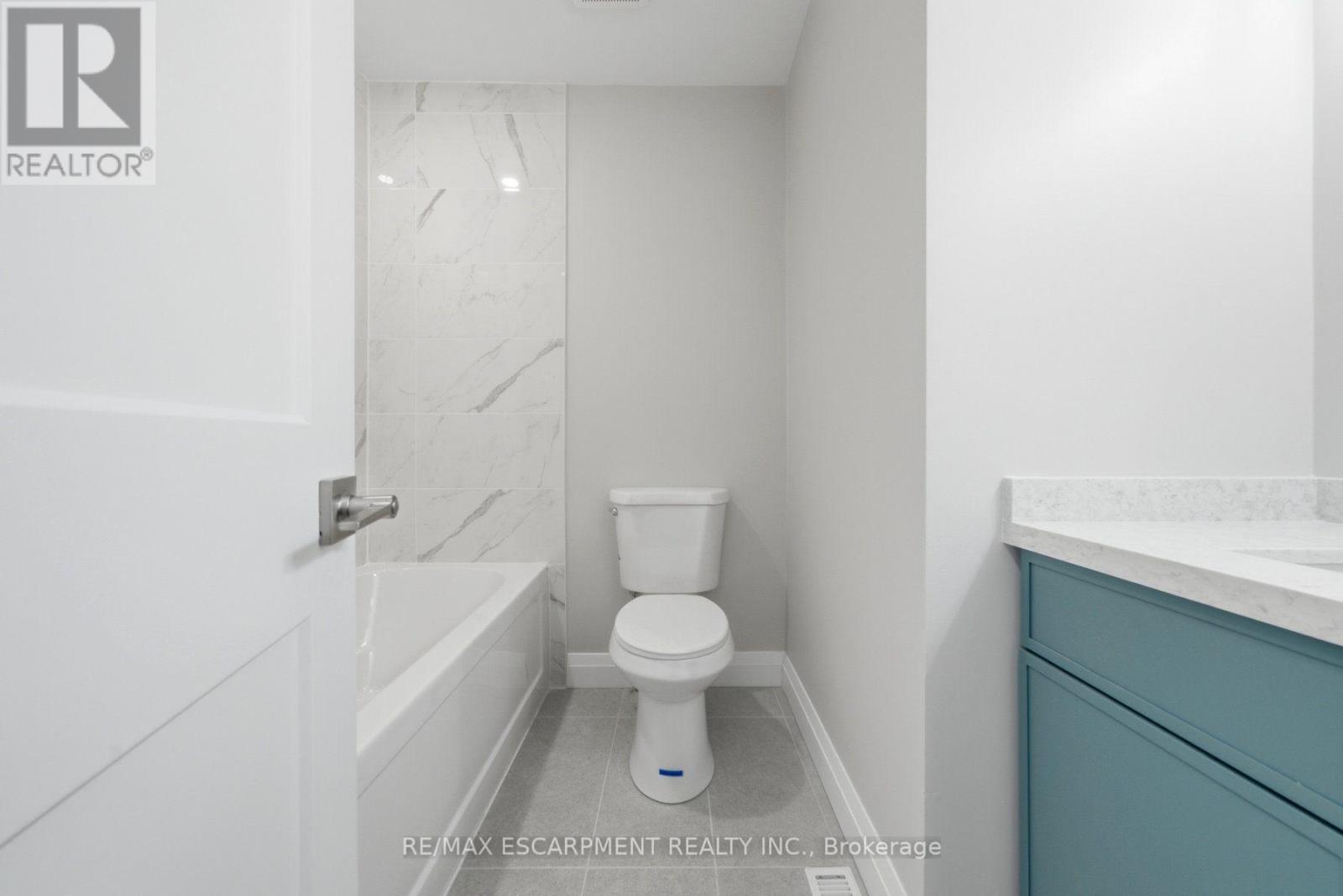 #2 2155 DUNCASTER DRIVE - Image 28