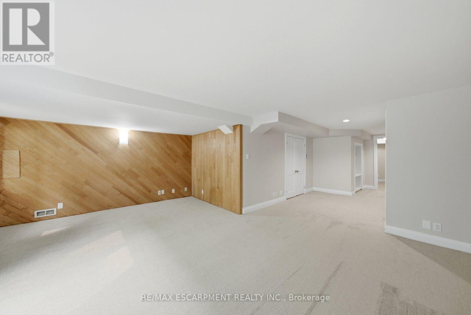 #2 2155 DUNCASTER DRIVE - Image 34