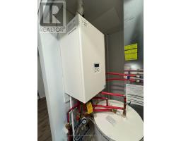 111 - 140 Canon Jackson Drive, Toronto, ON M6M0B9 Photo 13