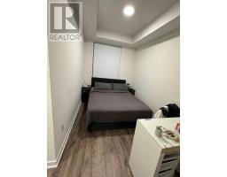 111 - 140 Canon Jackson Drive, Toronto, ON M6M0B9 Photo 6