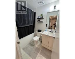 111 - 140 Canon Jackson Drive, Toronto, ON M6M0B9 Photo 7