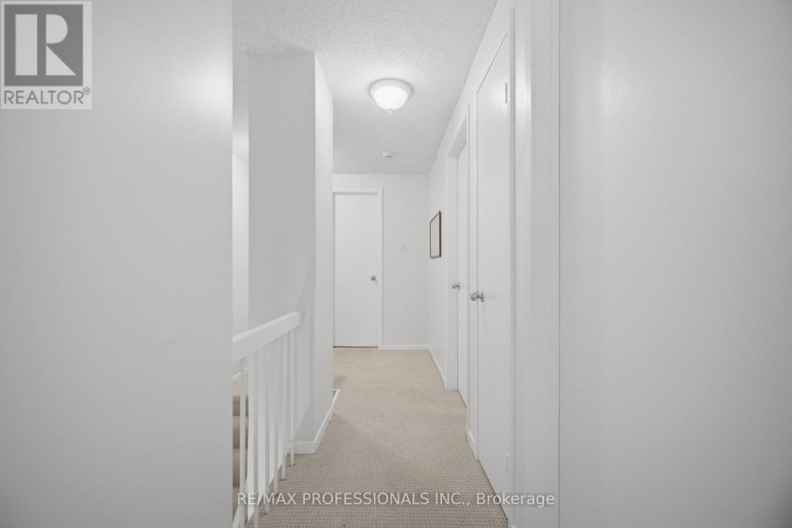22 PONTIAC COURT - 15