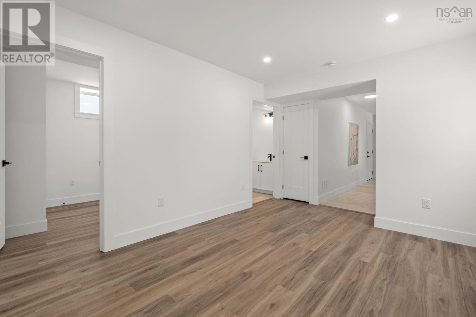 11 Wanders Way - 37