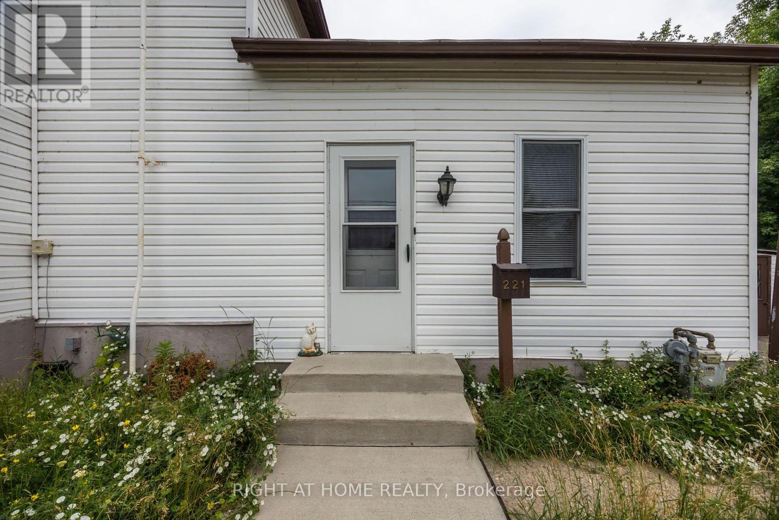 221 SAMUELSON STREET - 28