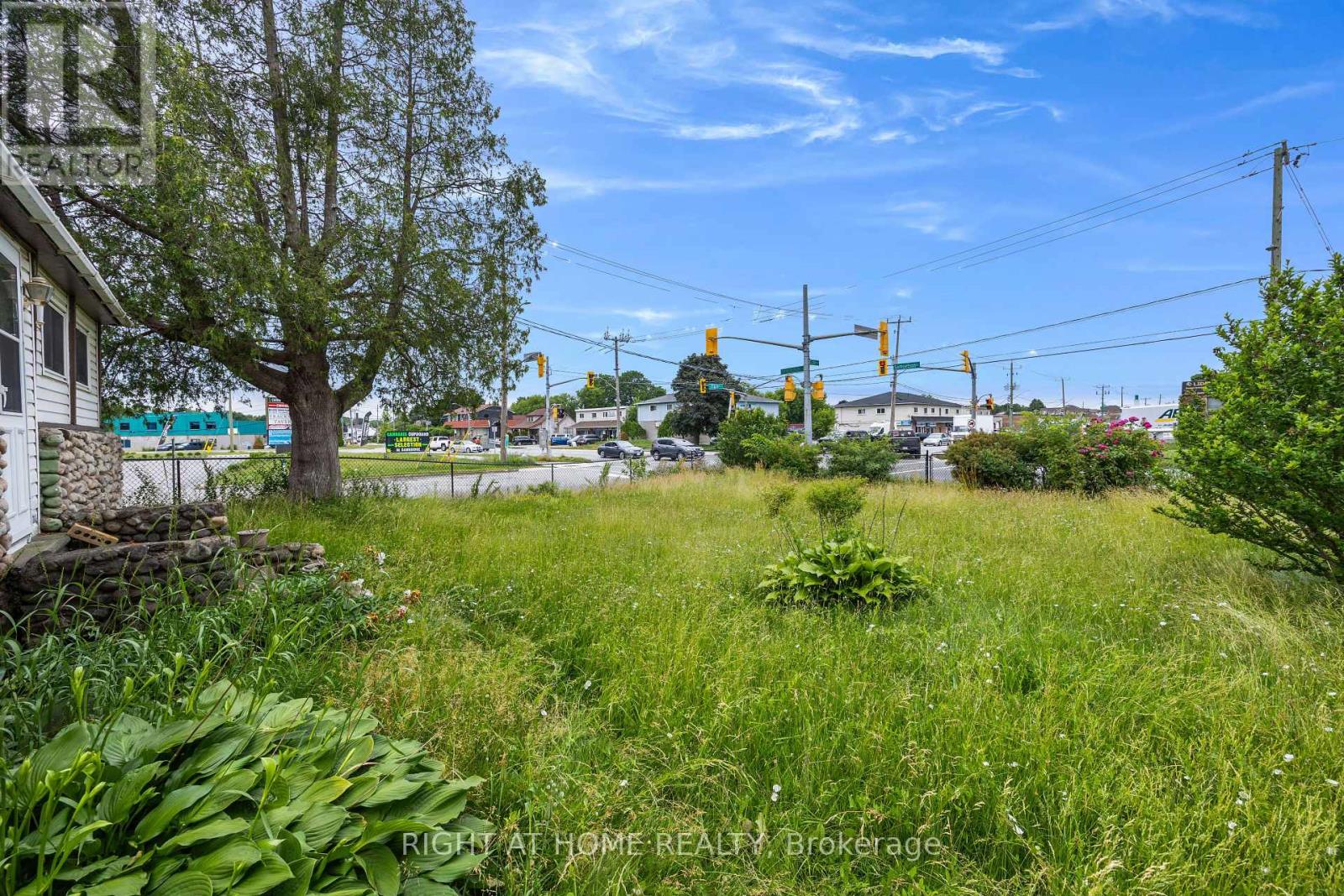 221 SAMUELSON STREET - 35