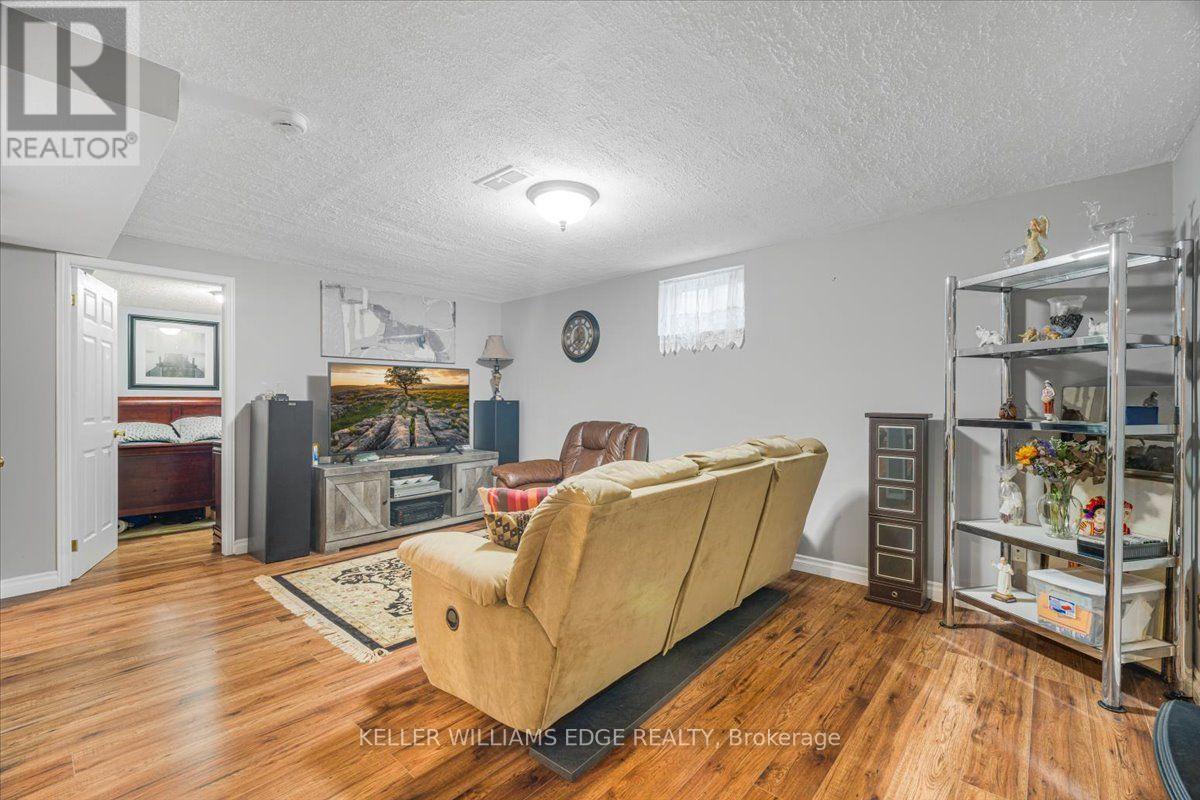 93 WELLANDVALE DRIVE - Image 31