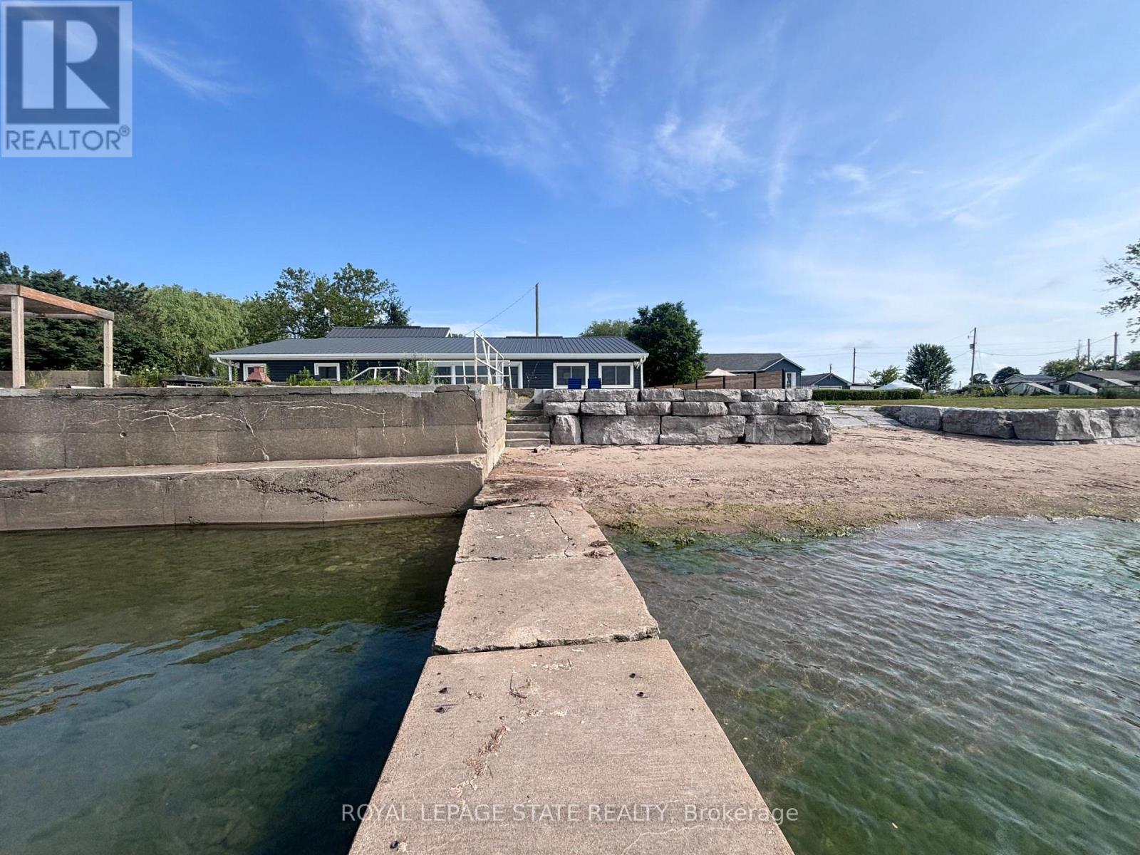 1456 LAKESHORE ROAD - 11