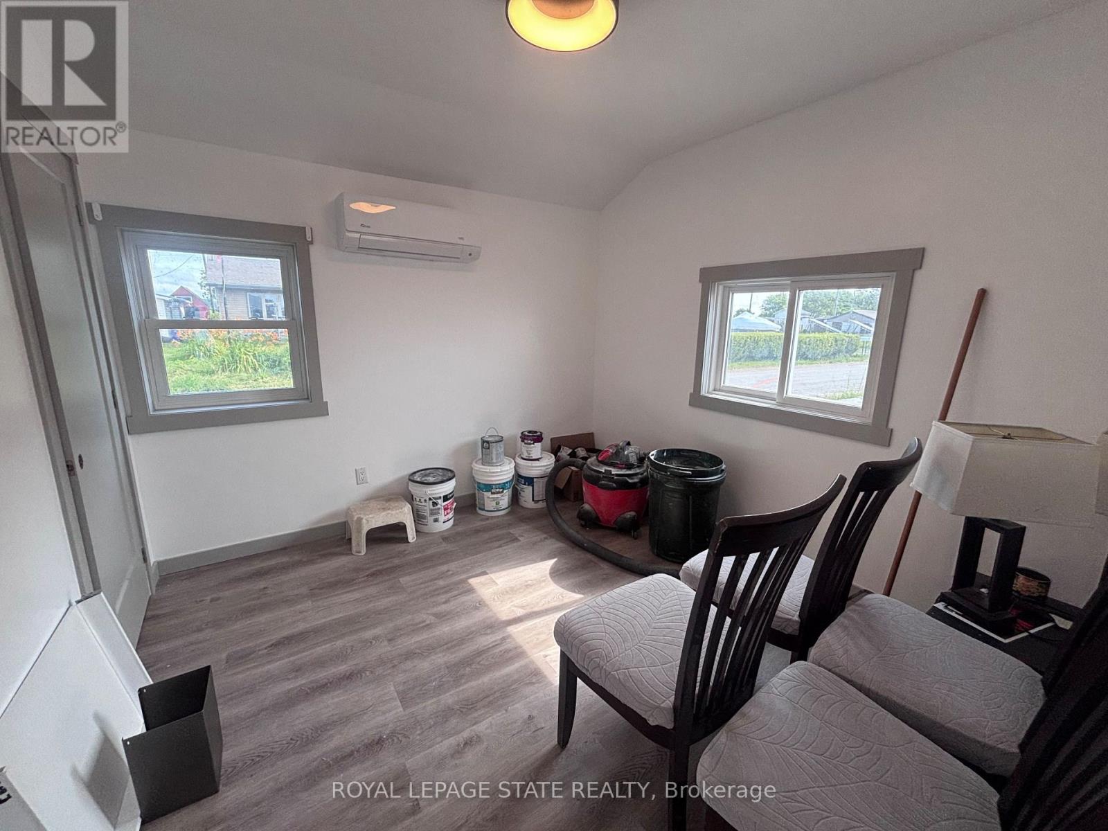 1456 LAKESHORE ROAD - 28