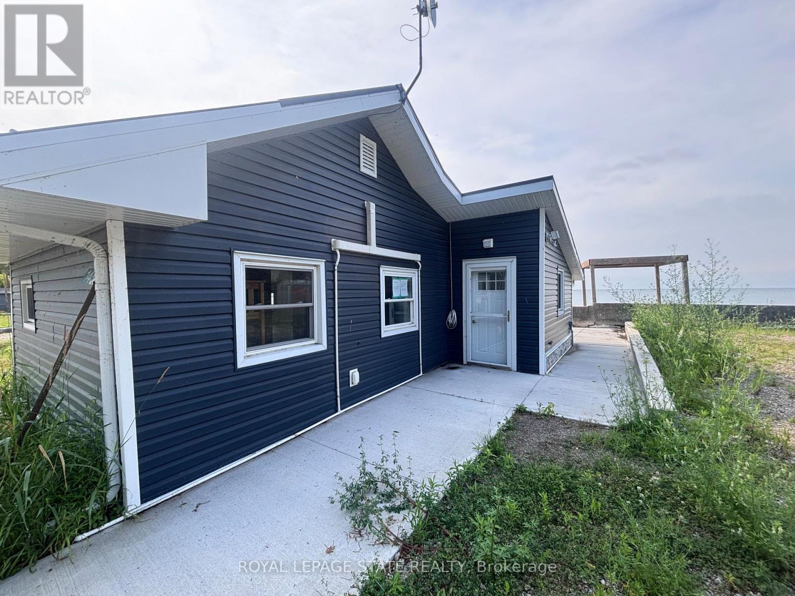 1456 LAKESHORE ROAD - 32