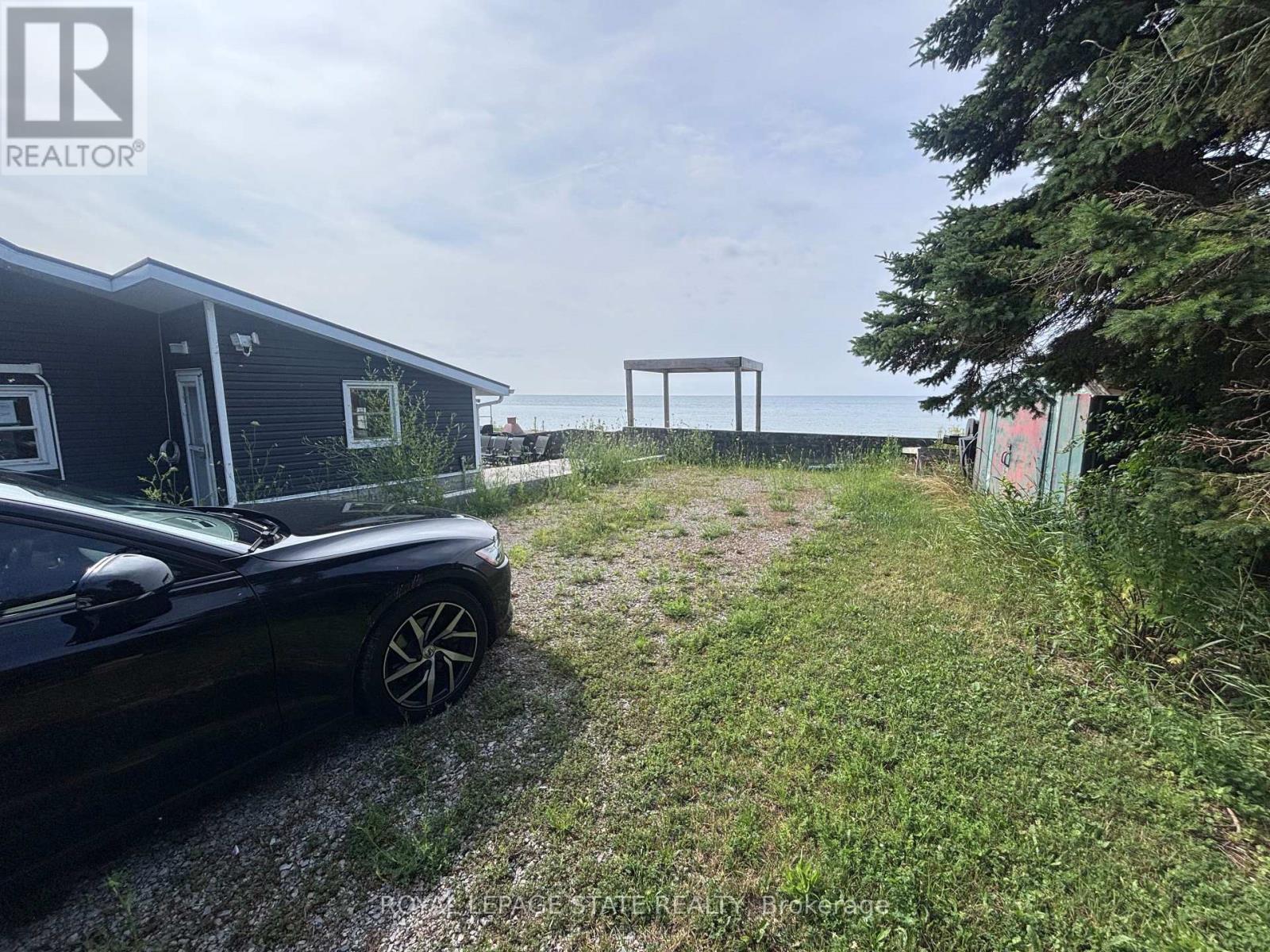 1456 LAKESHORE ROAD - 33