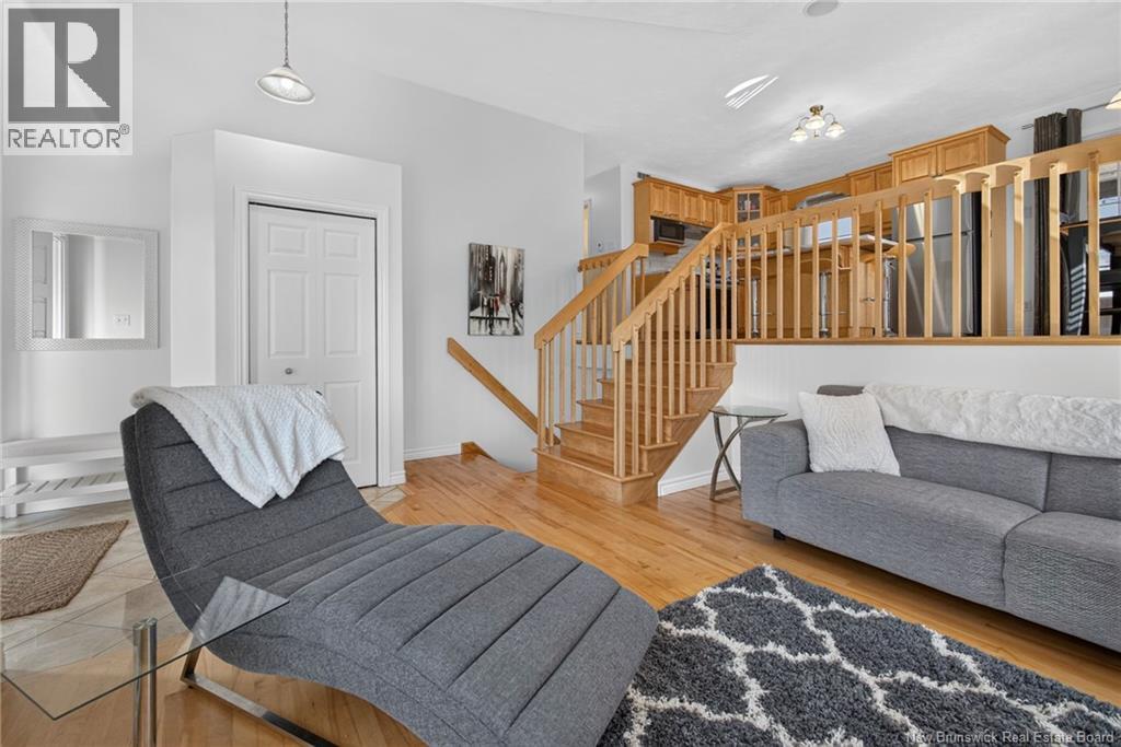 82 Des Bouleaux Crescent - 8