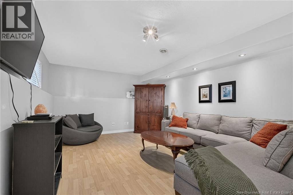 82 Des Bouleaux Crescent - 38